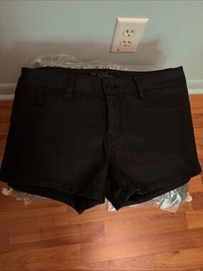 Guess Black Women's Denim Shorts - Casual Low-Rise Cut